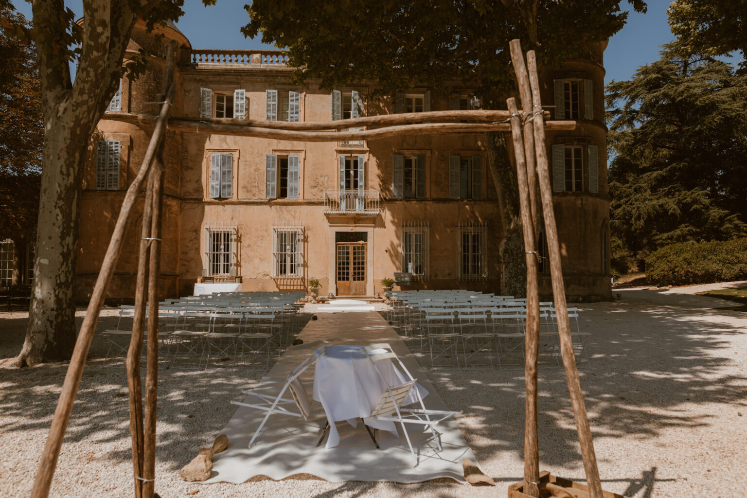 A Beautiful Wedding at Château de Robernier