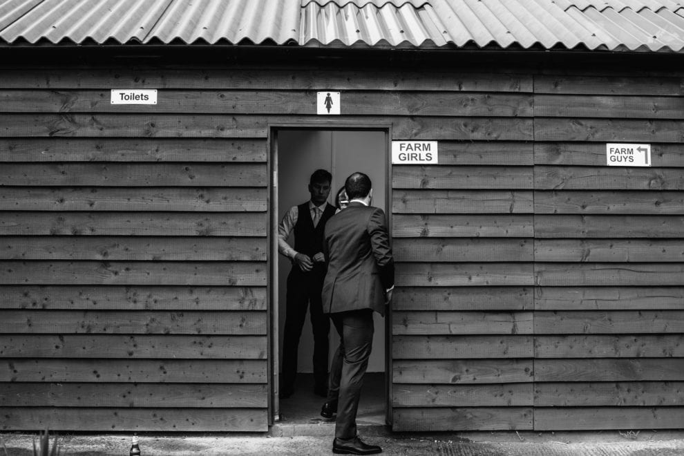 Best wedding photography 2017- wedding day toilets