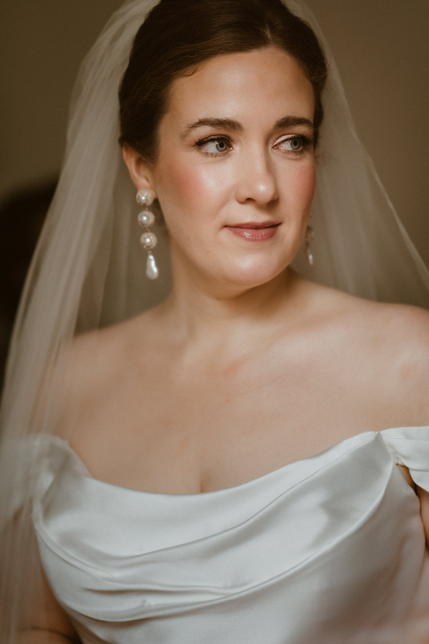 Bride ready for wedding at The Asylum Chapel