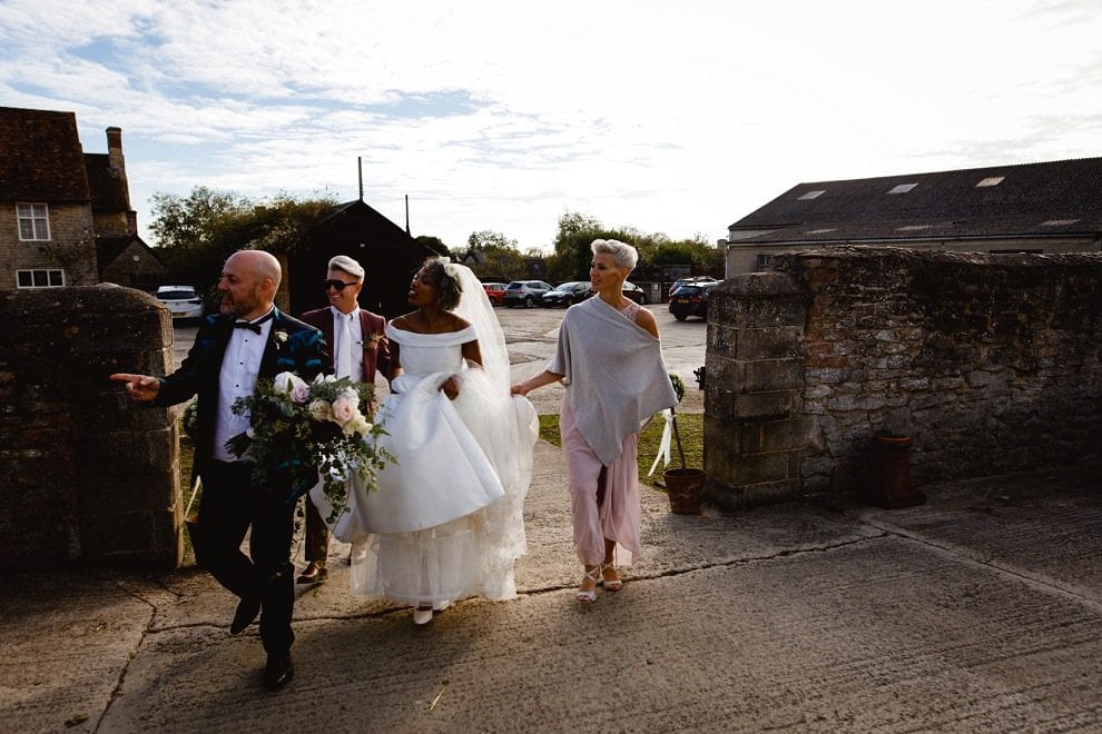 Manor Farm Barn - Buckinghamshire Wedding Photography_0028