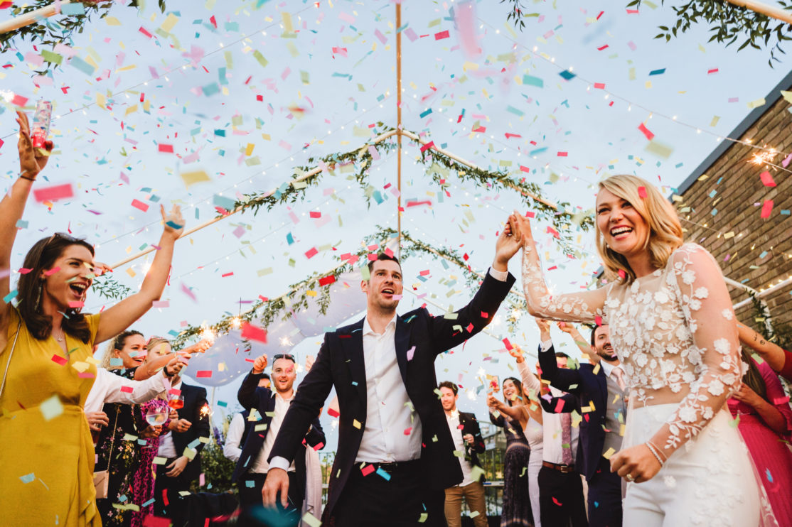 Confetti cannon first dance at Petersham Nurseries Wedding Photographer_001