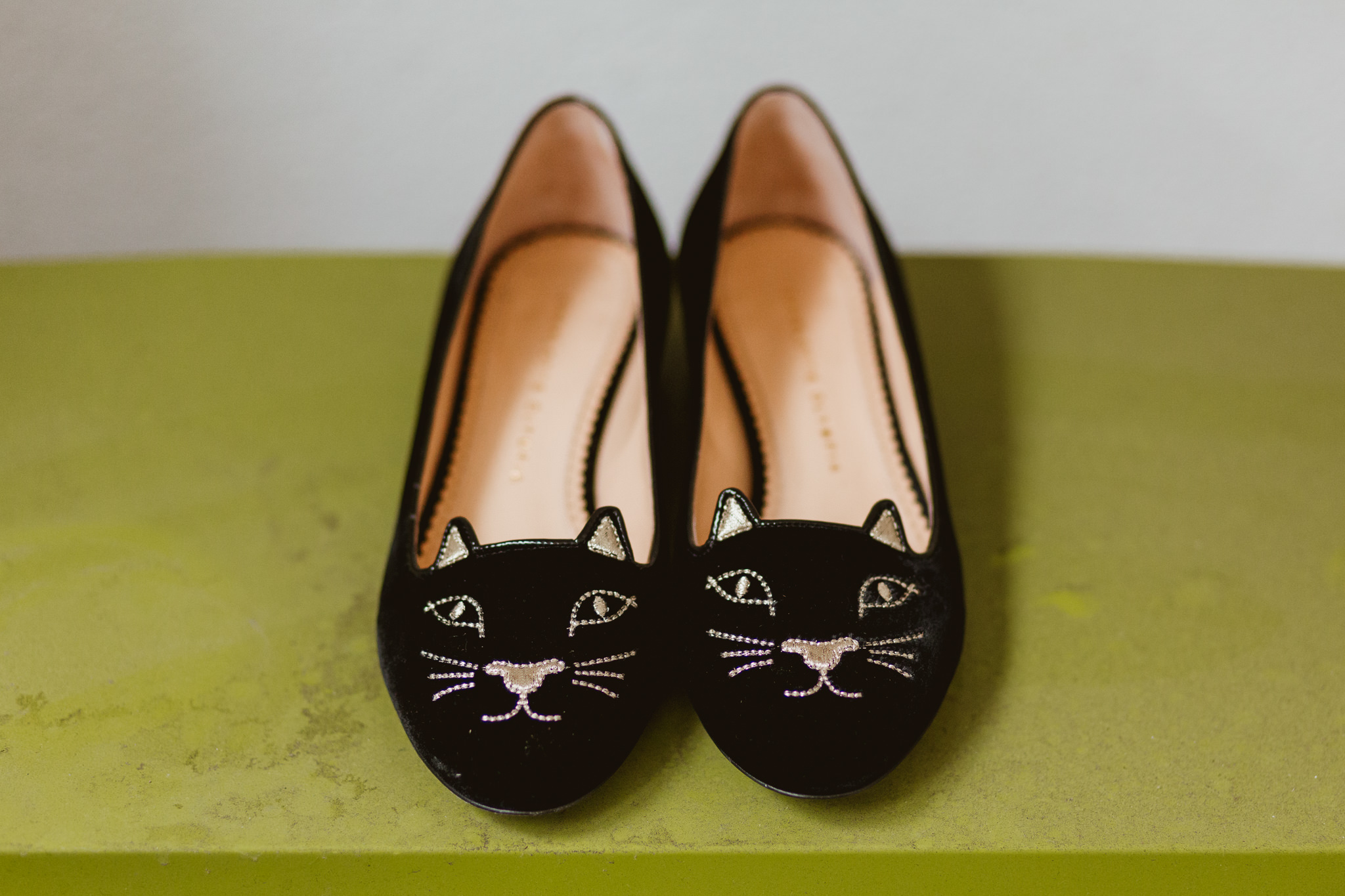 Cute cat shoes, London wedding