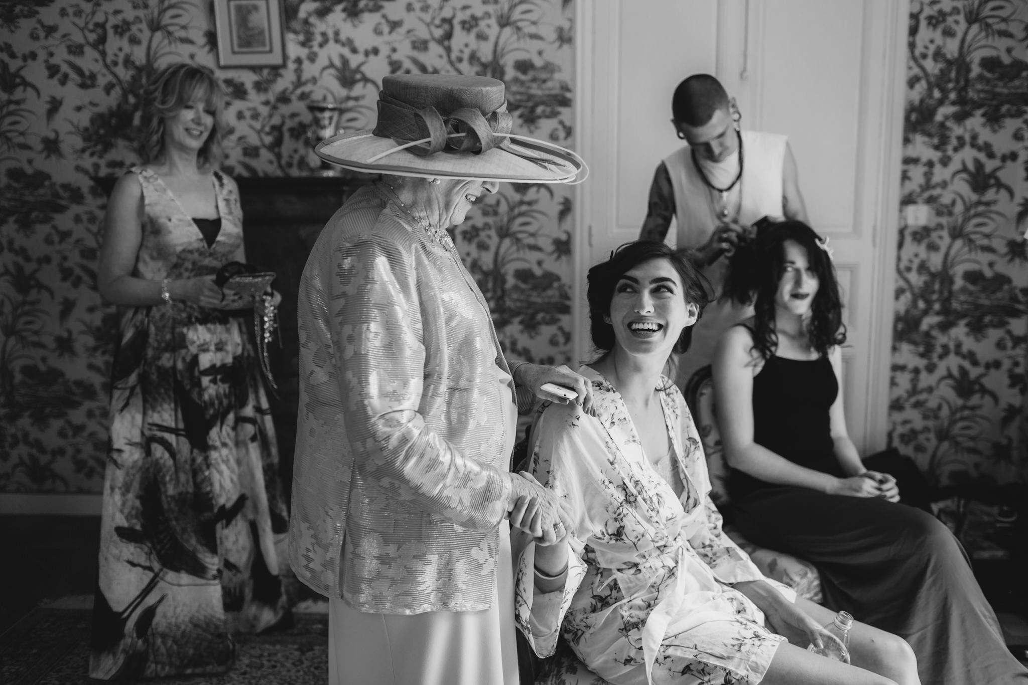 Bride and grandmother on the morning of her wedding - Provence Wedding Photographer