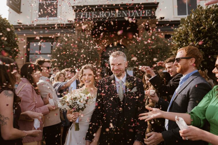 Capture your perfect confetti Moment on your wedding day